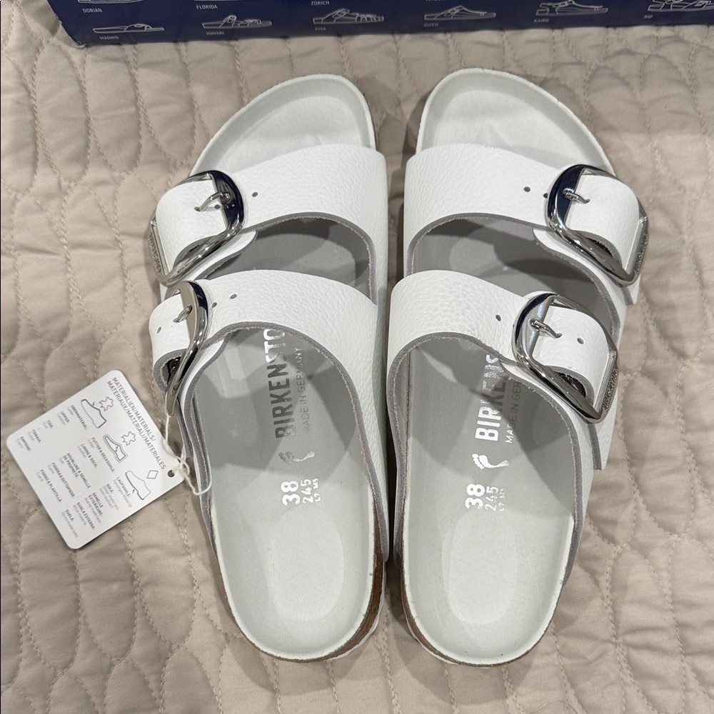 Birkenstock White Arizona Big Buckle sandals Size 7 (38) Brand  new in box